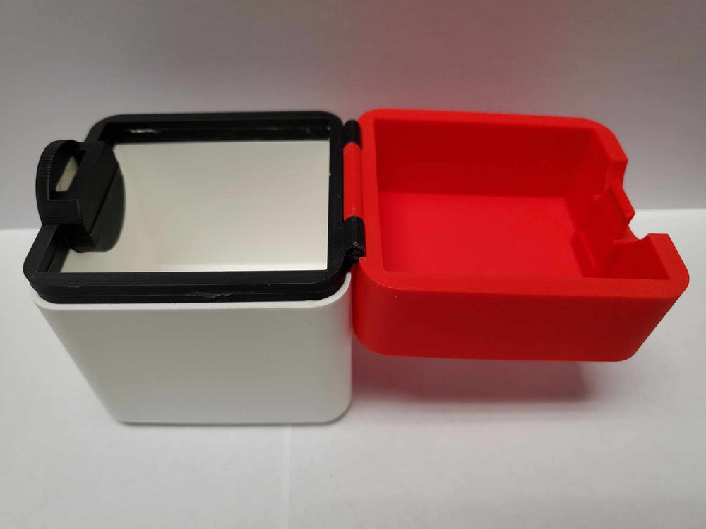 Red White: Deck Box