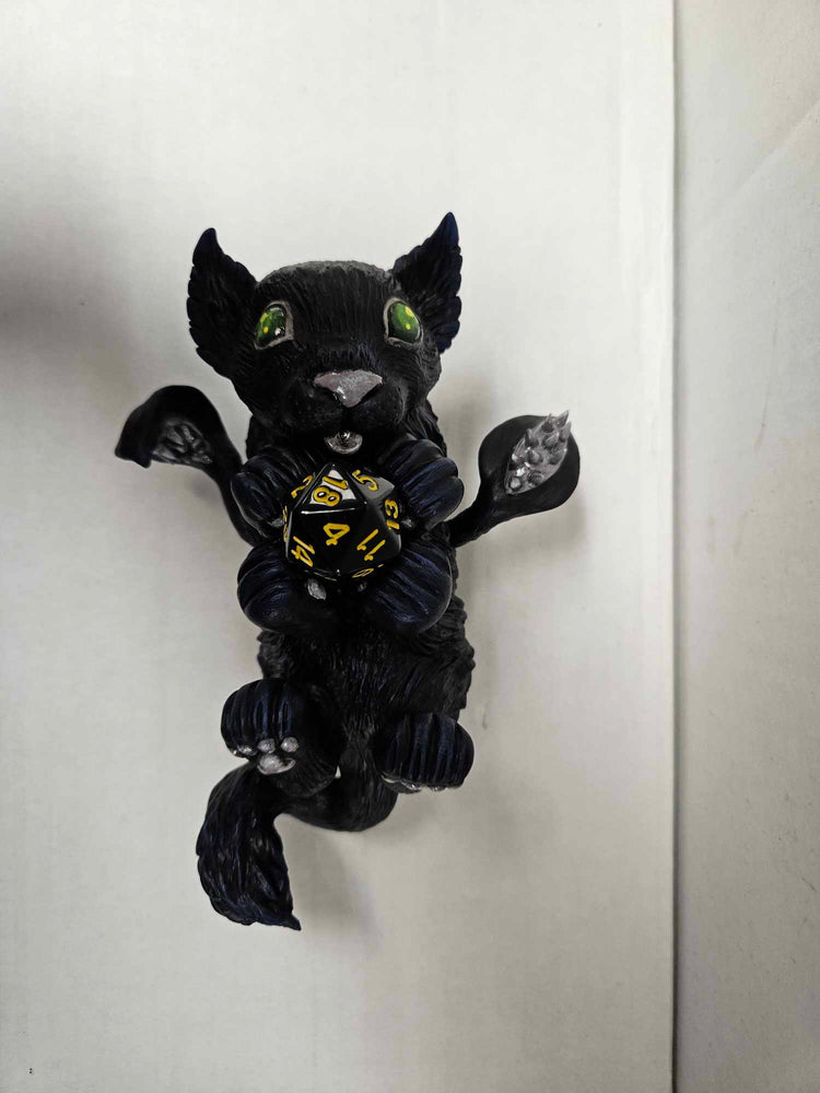 Displacer Kitten