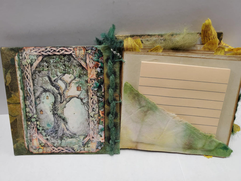 Fairy Journal, Green yarn, Pink Pen