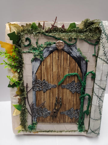 Fantasy Door, Dark Academy, Journal