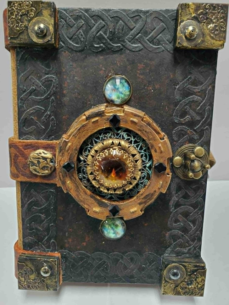 Libram of Lore, Gold & Blue Jewels