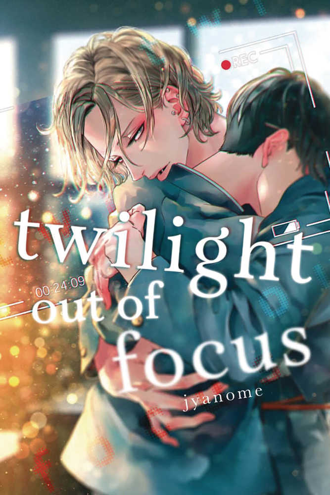 Twilight Out Of Focus Overlap Graphic Novel Volume 03 (Mature)